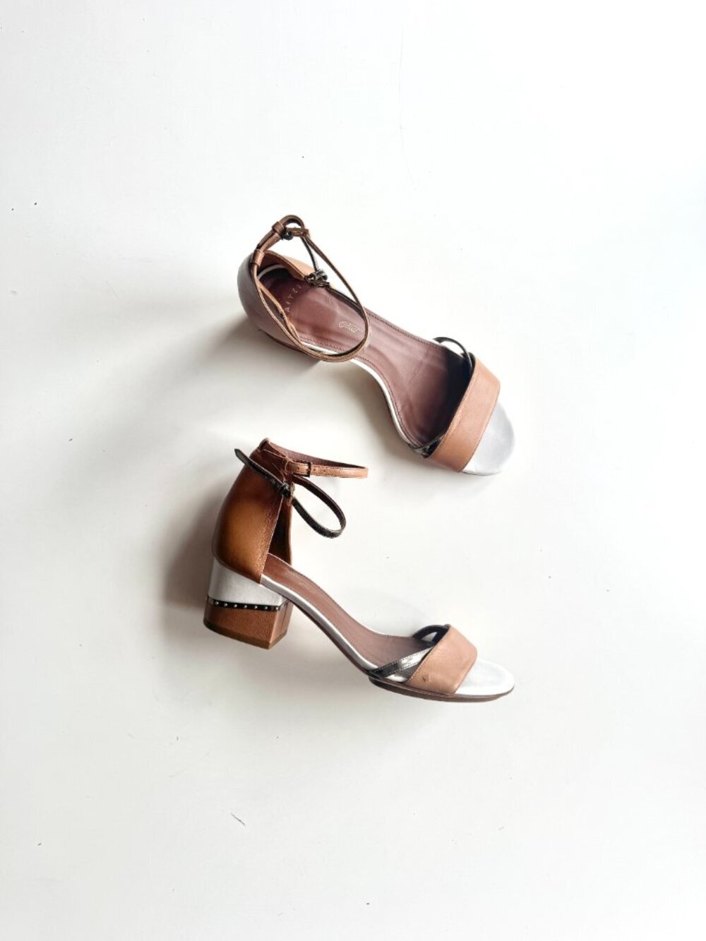 MAIYET Tan White Gold Colorblock Studded Stacked Block Heel Sandals, Size 39